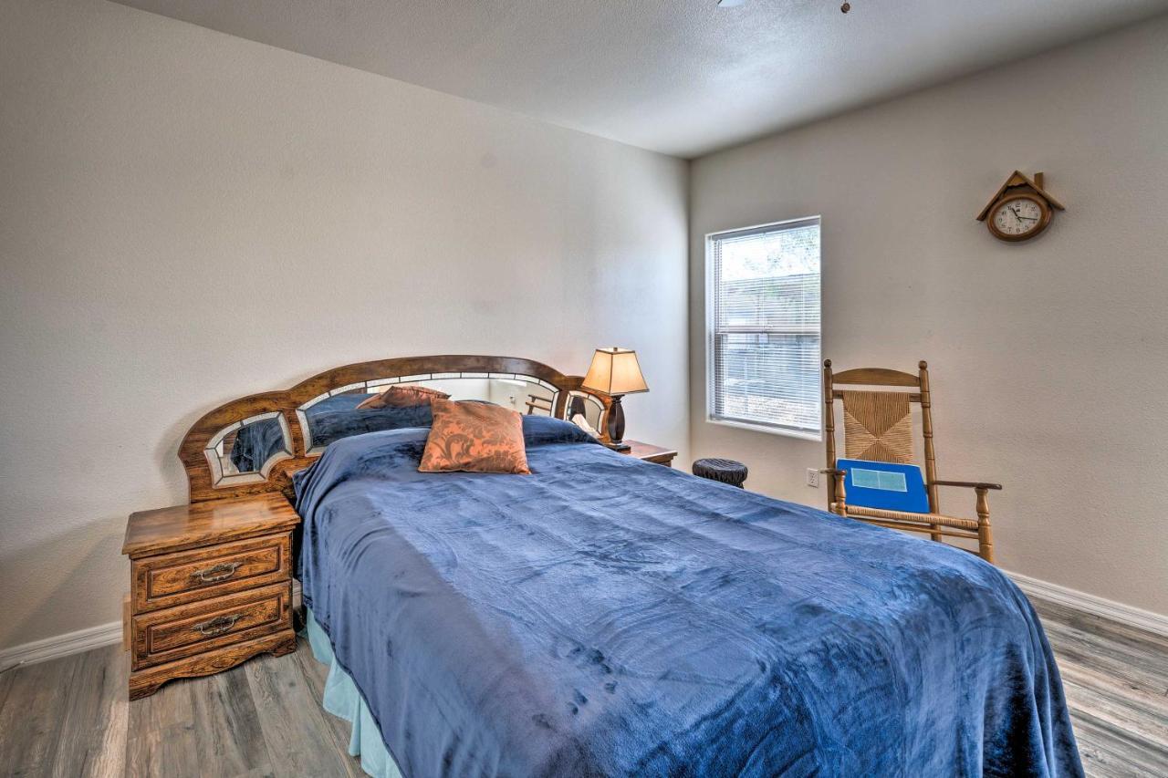 Pet-Friendly Retreat - 1 Block To Colorado River! Bullhead City Εξωτερικό φωτογραφία