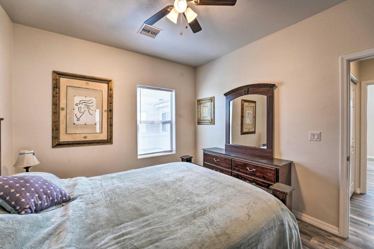 Pet-Friendly Retreat - 1 Block To Colorado River! Bullhead City Εξωτερικό φωτογραφία